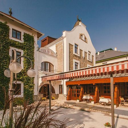 Park Hotel Хевиз Экстерьер фото