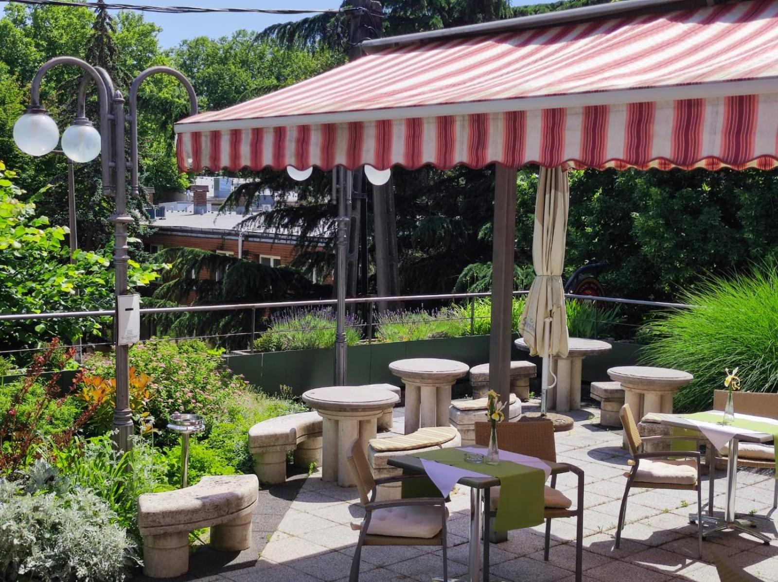 Park Hotel Хевиз Экстерьер фото