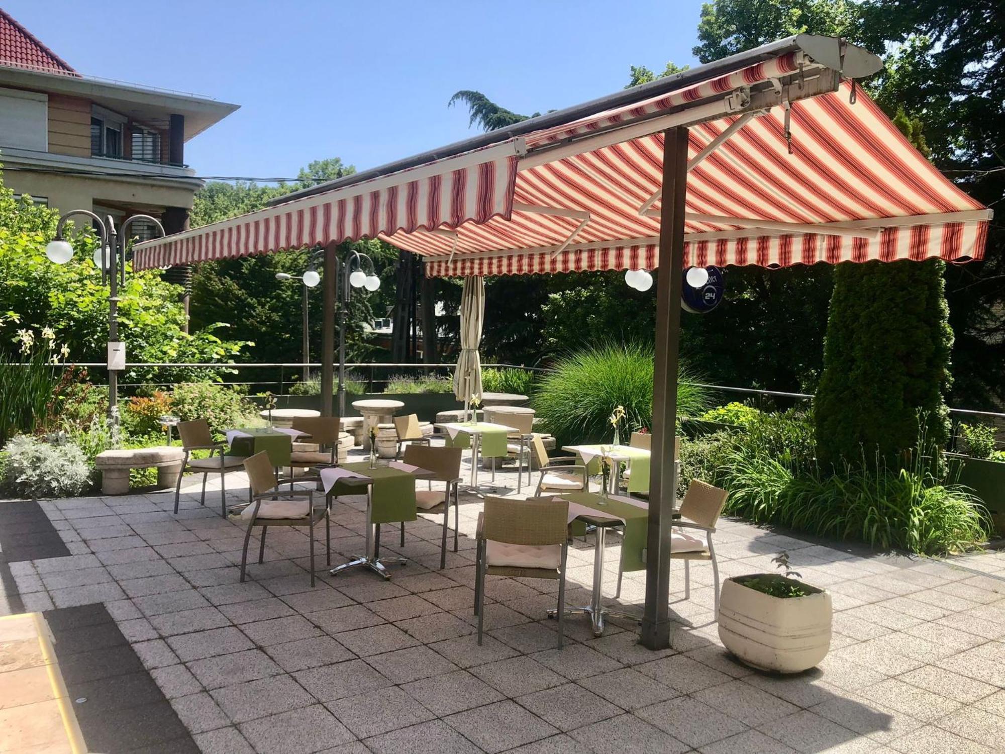 Park Hotel Хевиз Экстерьер фото