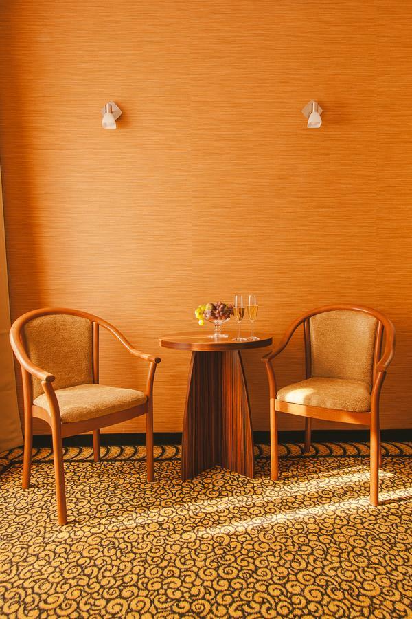 Park Hotel Хевиз Экстерьер фото